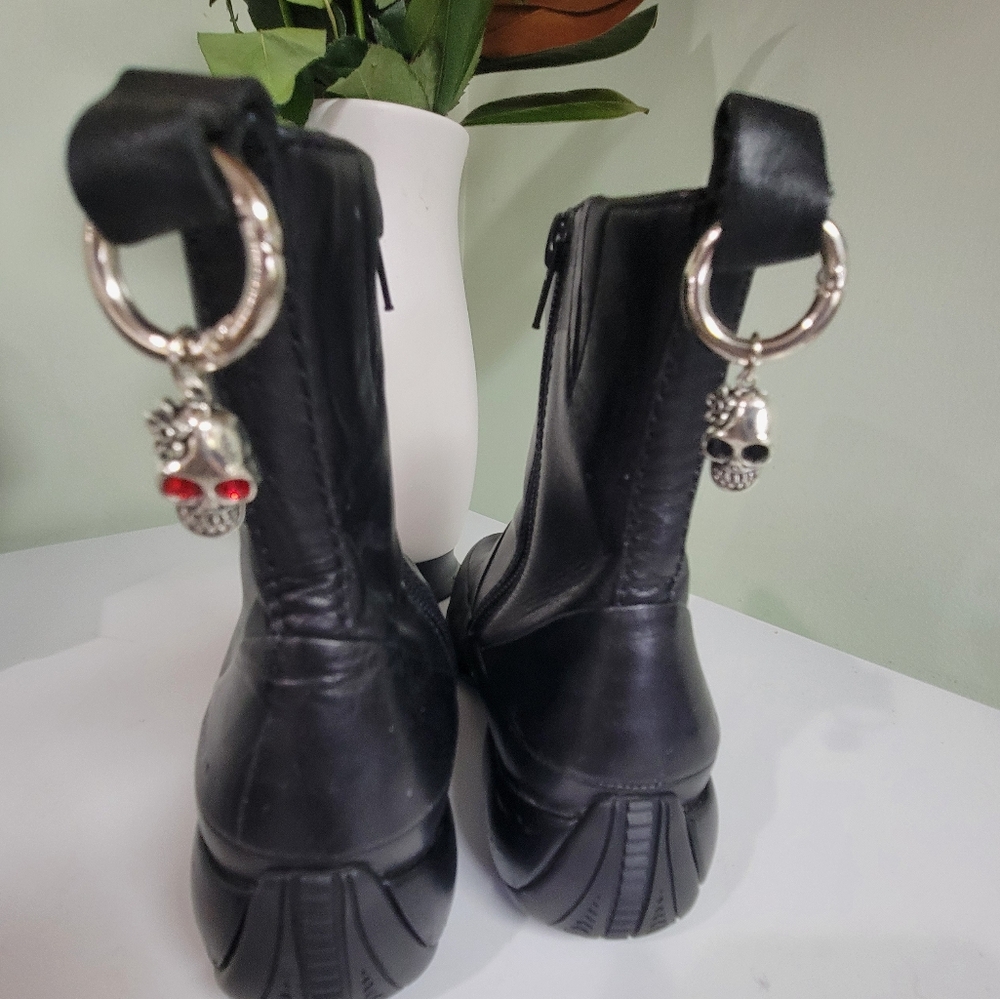 2pc HANDMADE BOOT CHARMS FOR DR MARTENS & BOOTS W PULL UP LOOPS